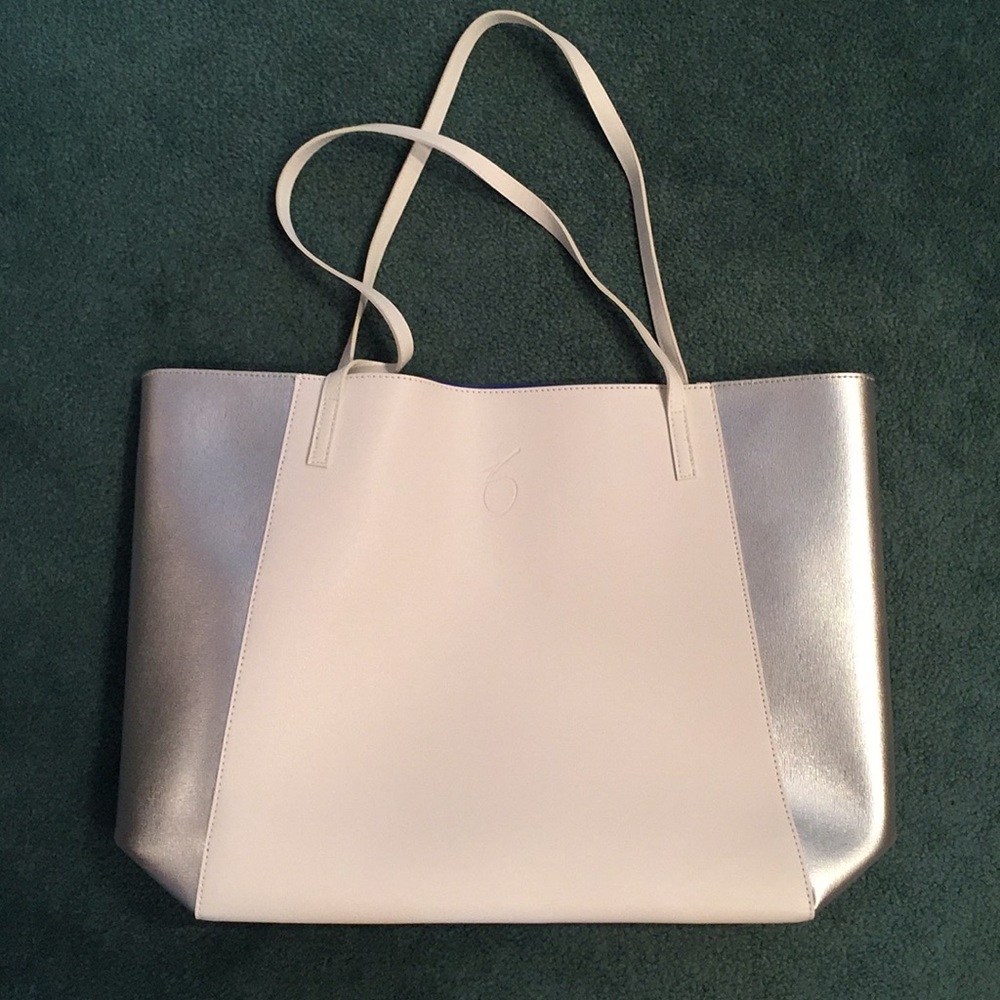 Vinyl tote bag